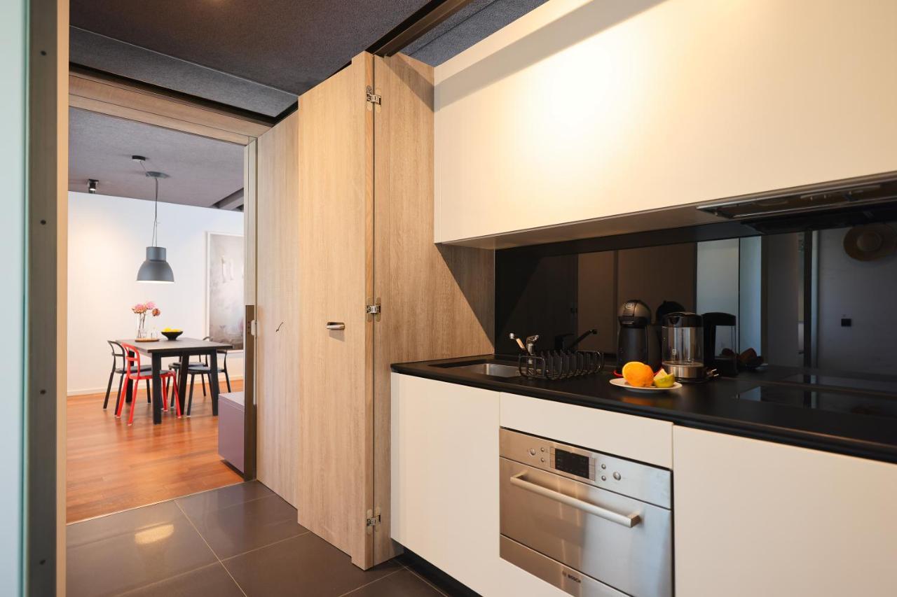 Apartament F