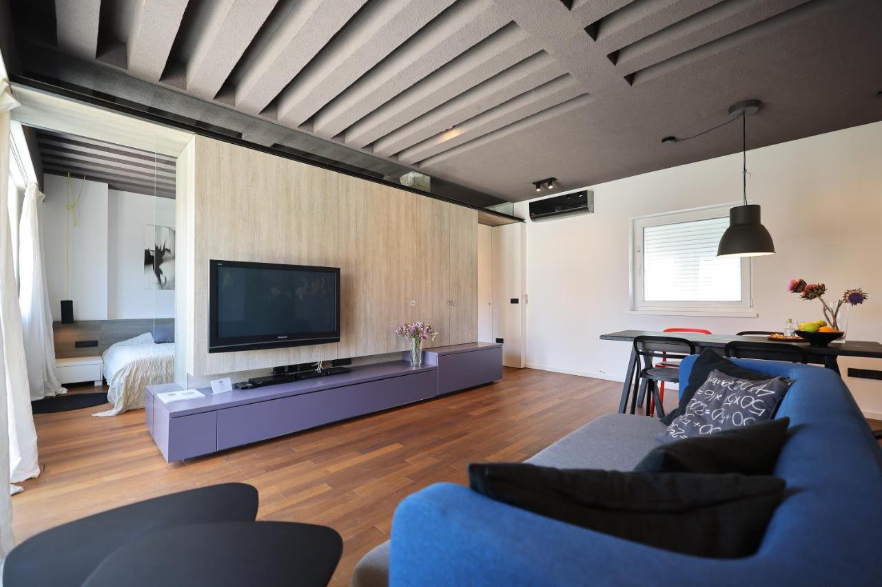 F Apartament *