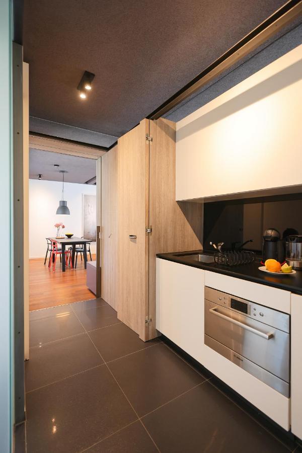 Apartament F *